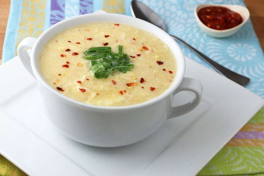 Whole30: 5-Minute Egg Drop Soup
