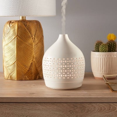 Opalhouse 300ml Cutout Ceramic Color-Changing Oil Diffuser White