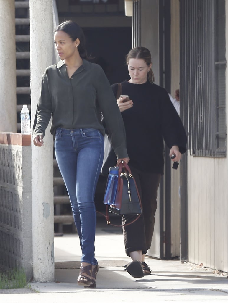Zoe Saldana Wearing Trendy Fall Outfit