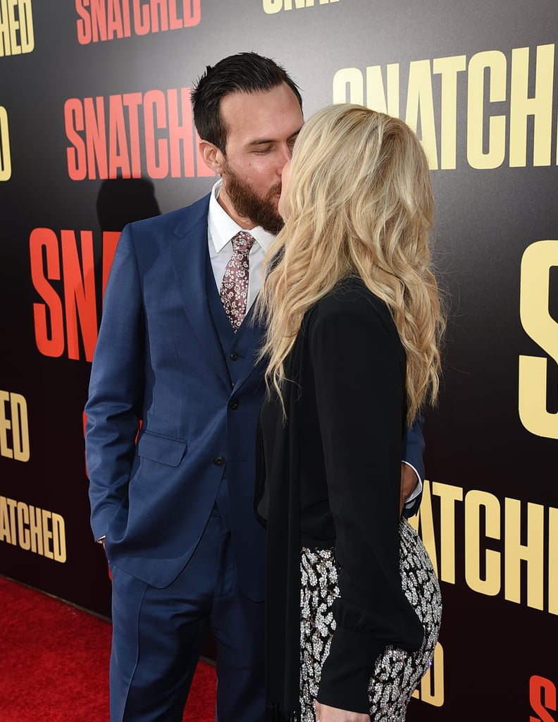 Goldie Hawn and Her Family at Snatched LA Premiere 2017