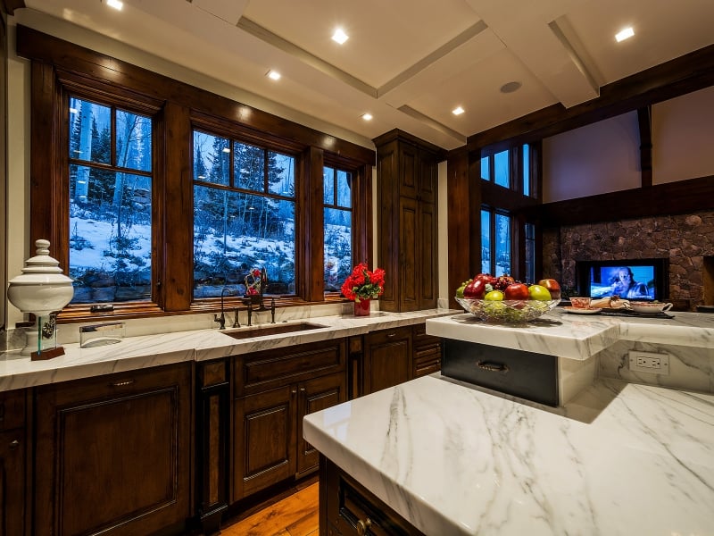 Nina Dobrev's Park City, UT, Airbnb Cabin