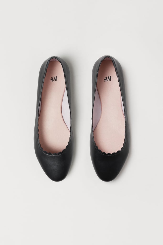 scallop flat shoes