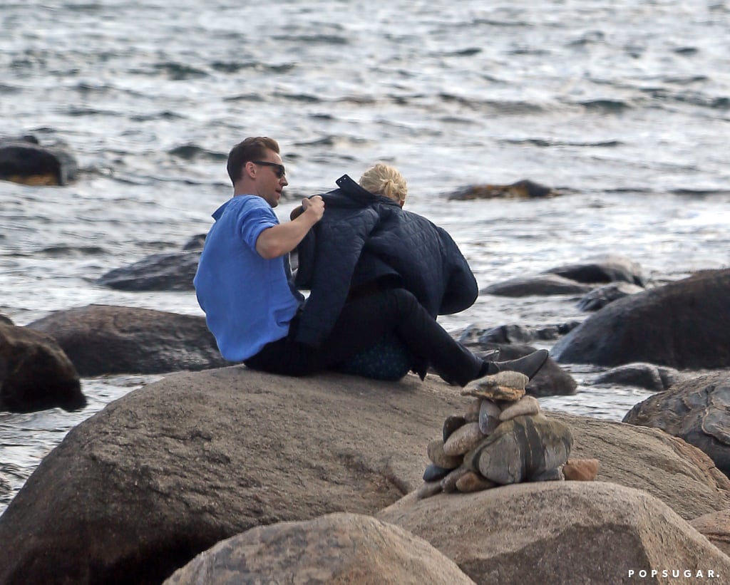 Taylor Swift and Tom Hiddleston Kissing Pictures June 2016