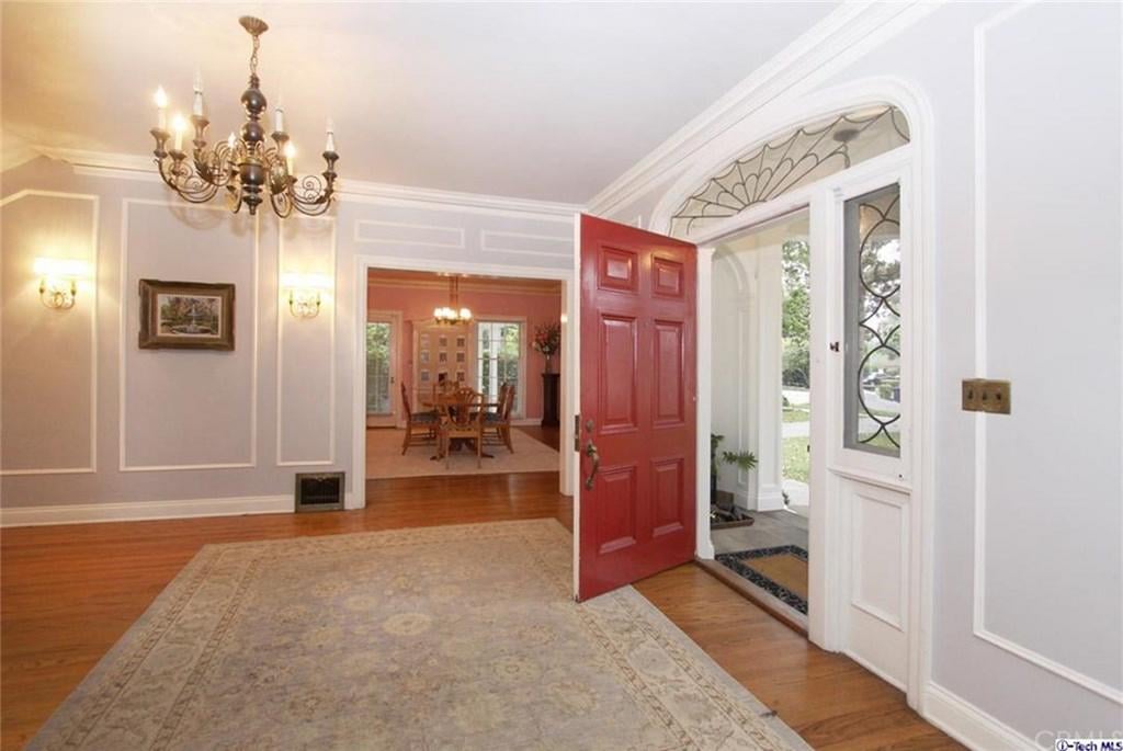 The Real-Life Father of the Bride House Is For Sale