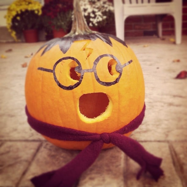 Surprised Harry with scarf | Harry Potter Pumpkin Ideas | POPSUGAR Tech ...