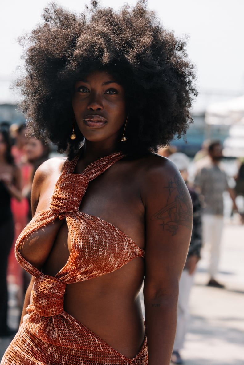 Does going braless make your breasts sag?