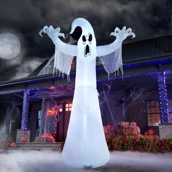 For the Yard: Home Depot 9-Foot Haunting Ghost Halloween Inflatable