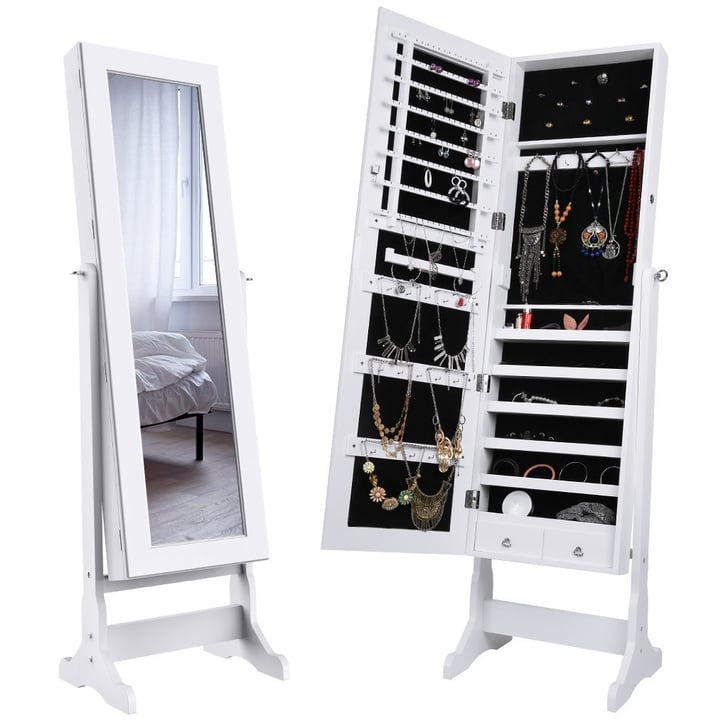 Langria jewelry shop mirror