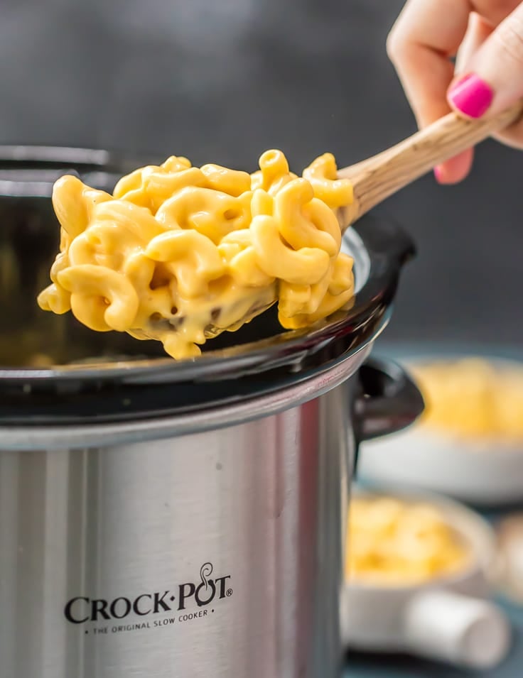 Super Easy Slow-Cooker Macaroni and Cheese