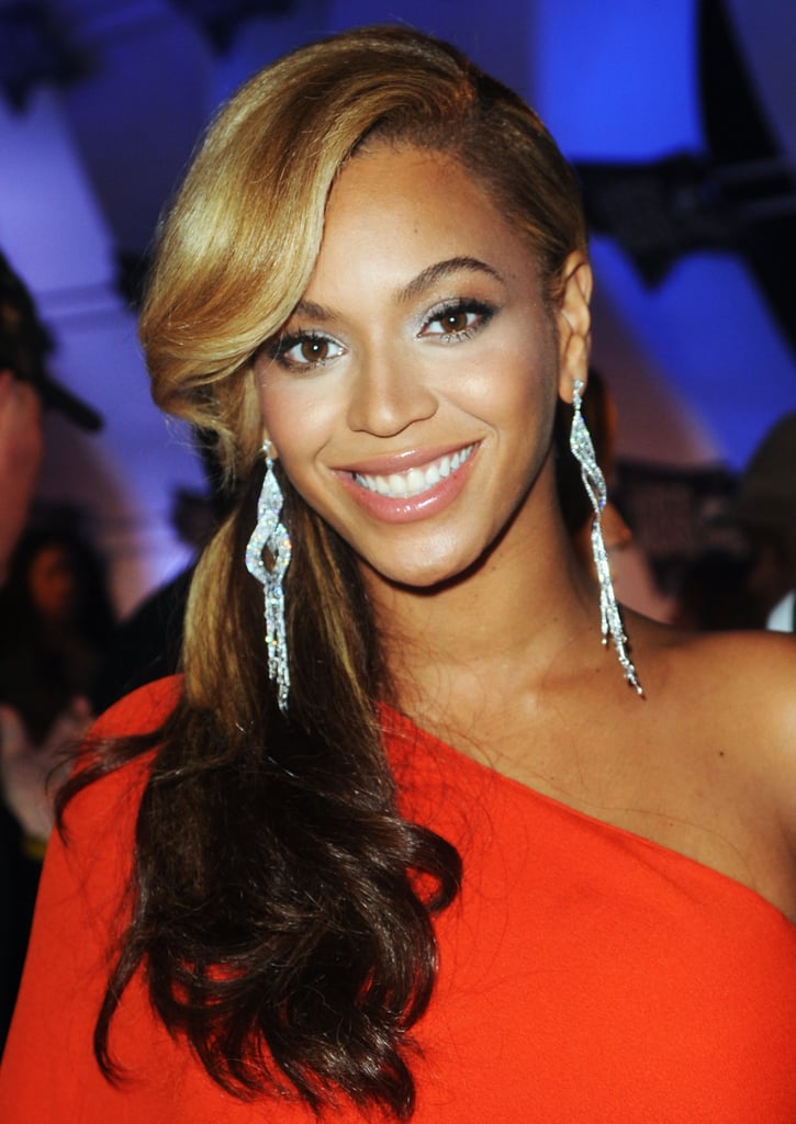 Beyoncé's Side Ponytail in 2011
