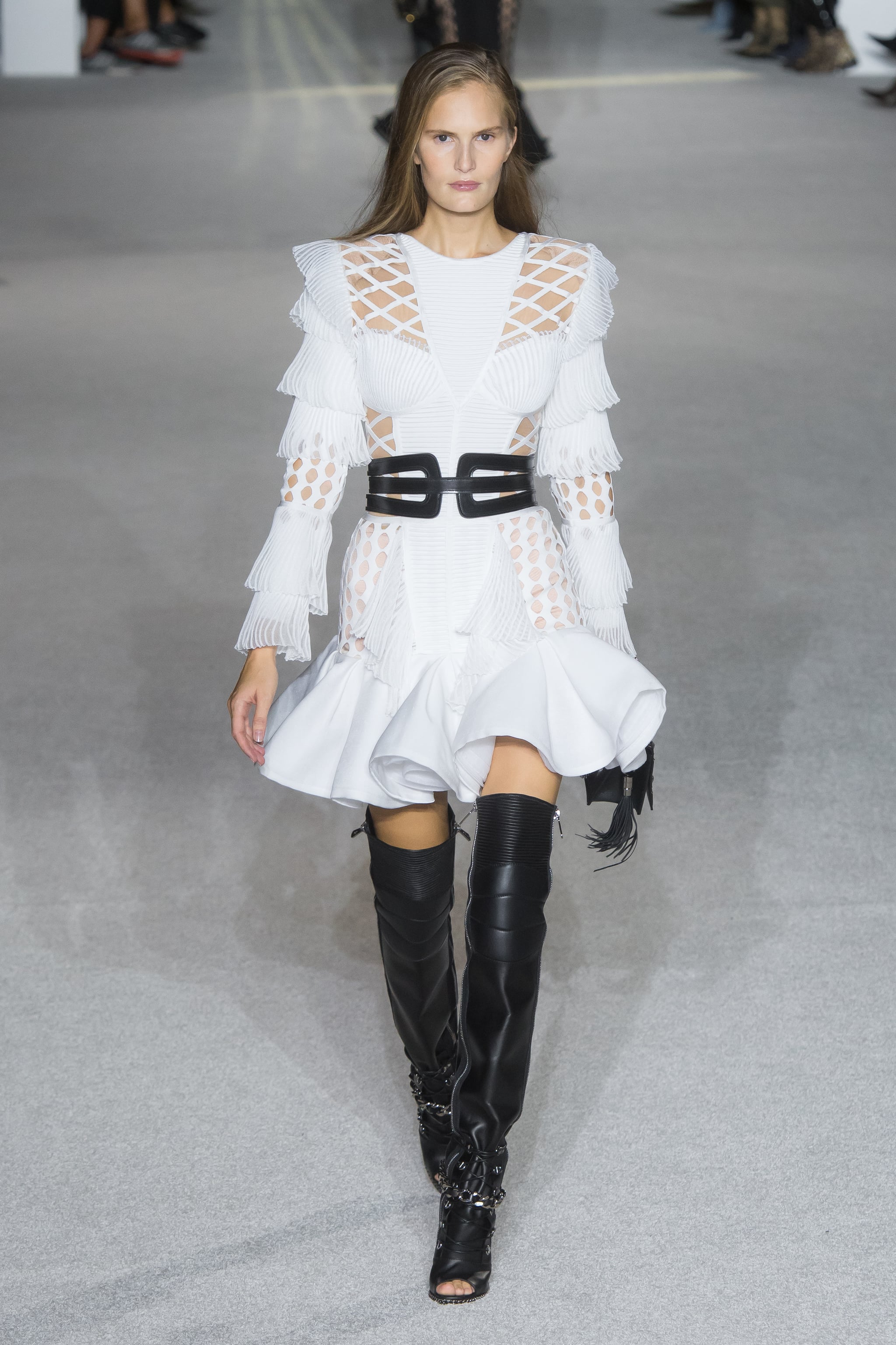Banke charme sekvens Jennifer Lopez White Balmain Dress | POPSUGAR Fashion