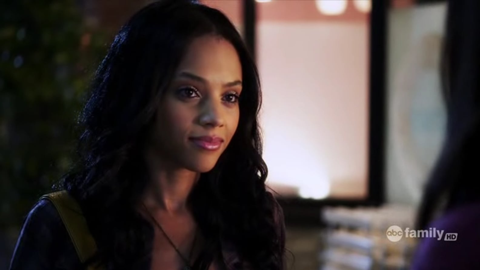 Who Is Red Coat on Pretty Little Liars? POPSUGAR Entertainment