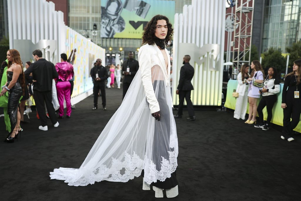 Conan Gray's Harris Reed Outfit and Platform Boots at VMAs