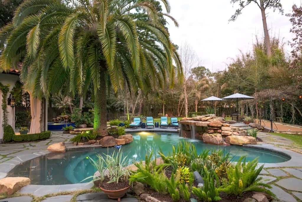 Lady Gaga's Airbnb Rental Home in Houston