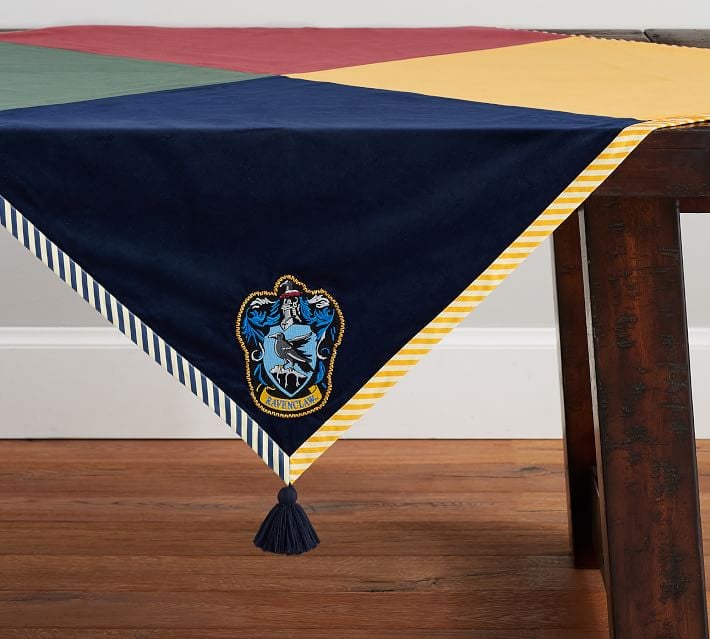 Harry Potter House Crest Table Throw