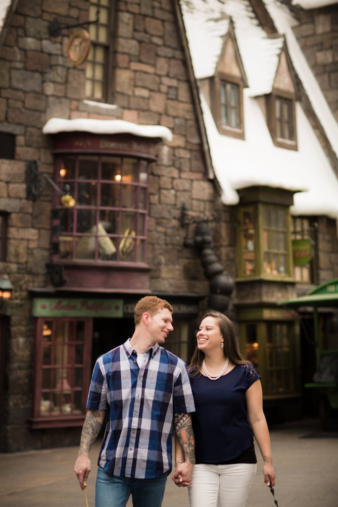 Engagement Photos at the Wizarding World of Harry Potter