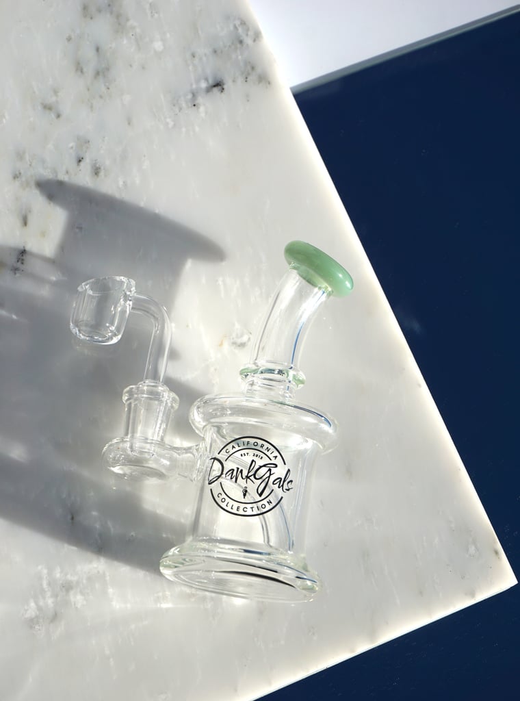 DankGals Jet-Setters Nugget Glass Rig