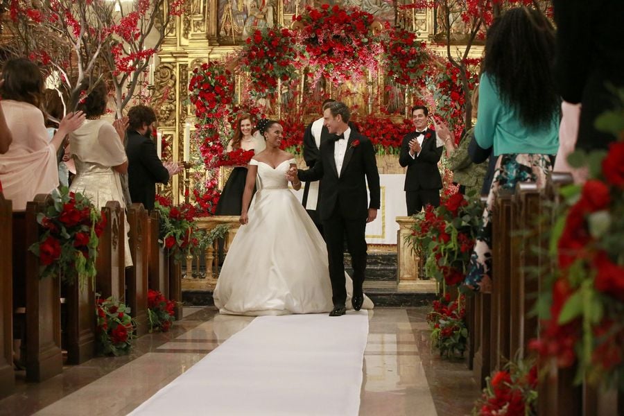 Olivia Pope's Wedding Dress on Scandal