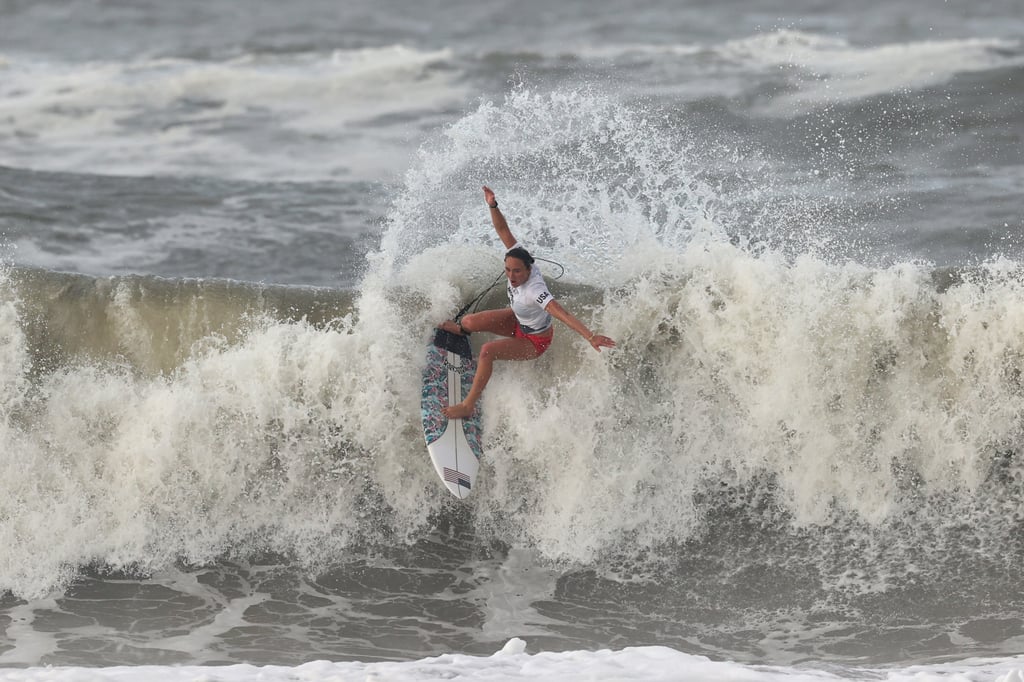 Carissa Moore Wins Gold in Women's Surfing at 2021 ...