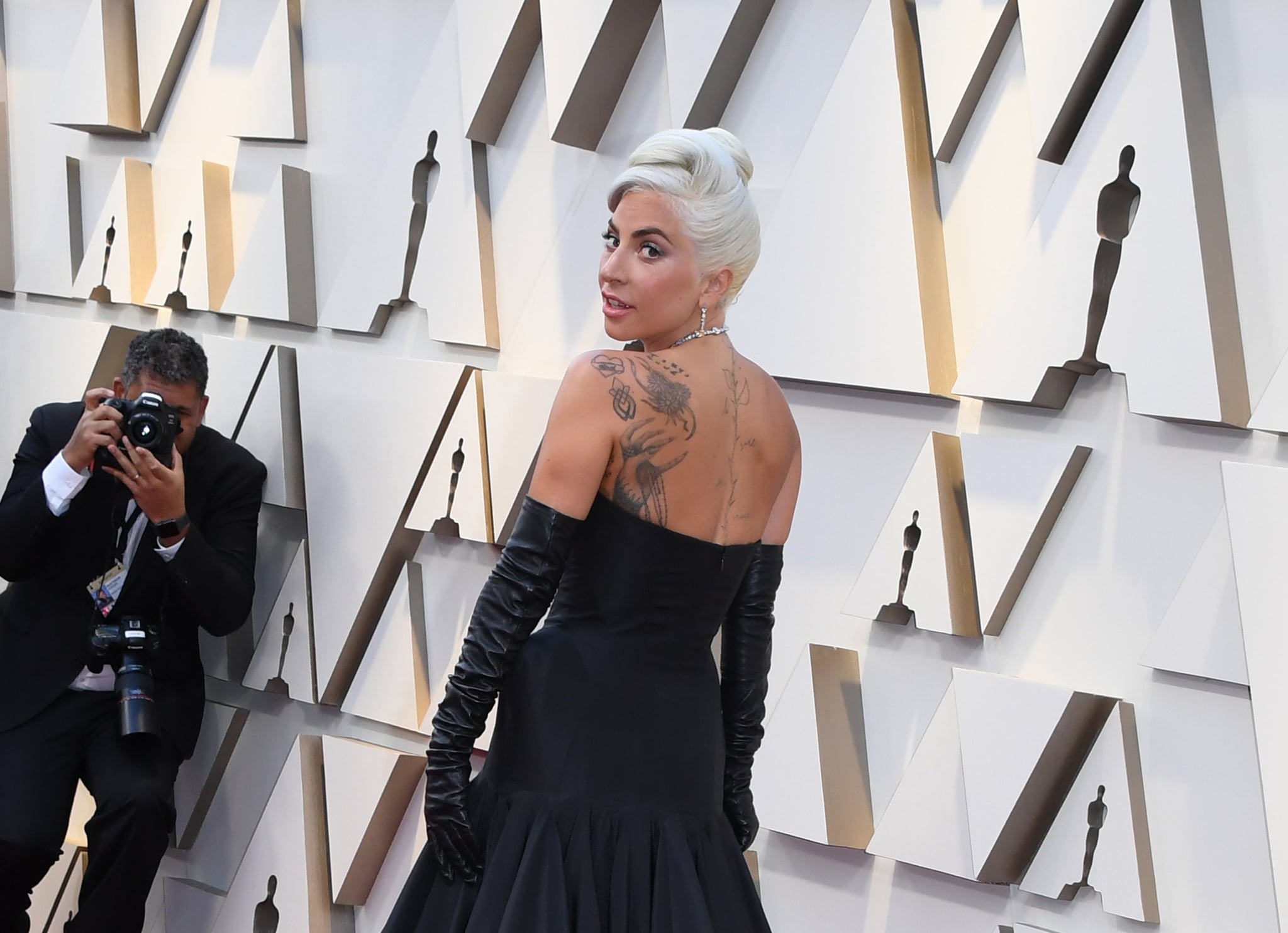 lady gaga oscars 2019 dress