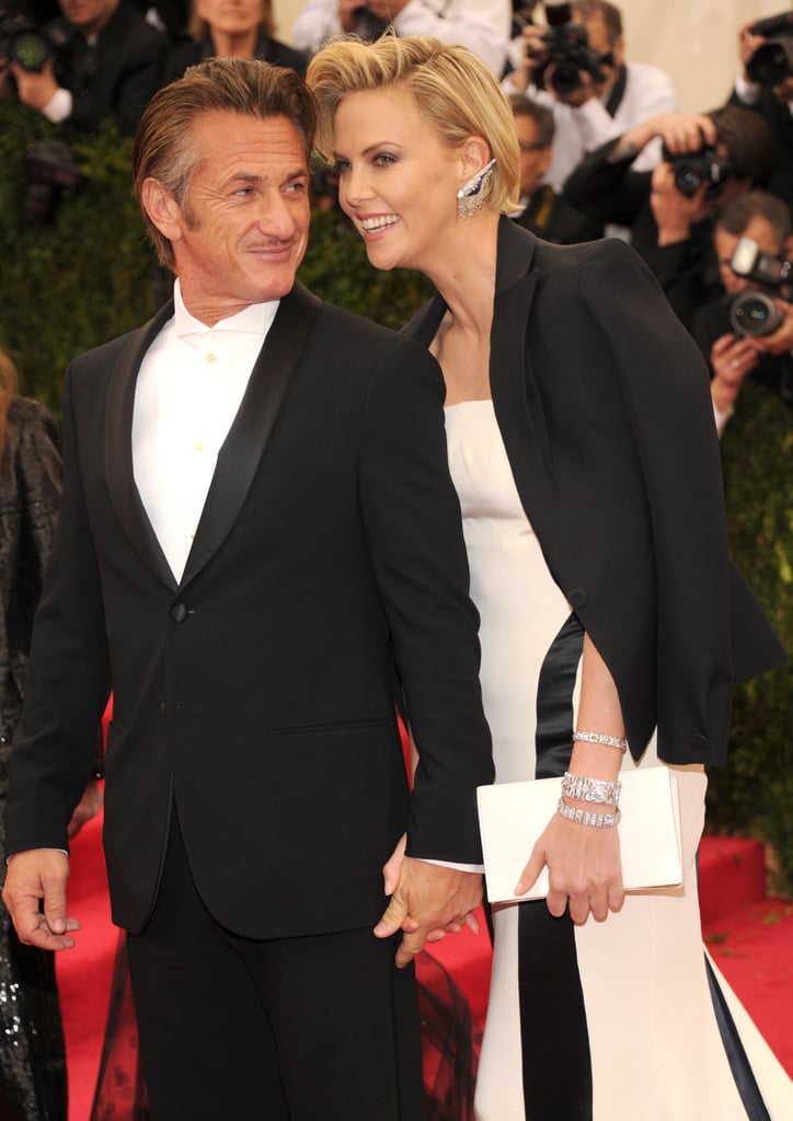 Charlize and Sean shared a laugh on the red carpet.