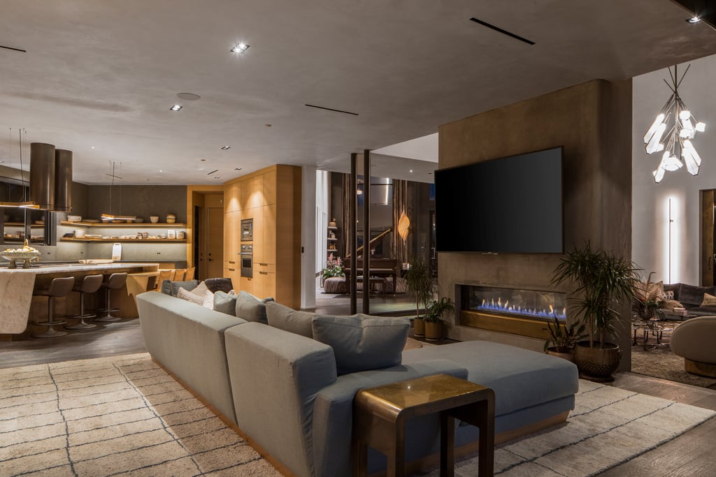 Photos of Chrissy Teigen and John Legend's House For Sale Photos of Chrissy Teigen and John Legend's House For Sale