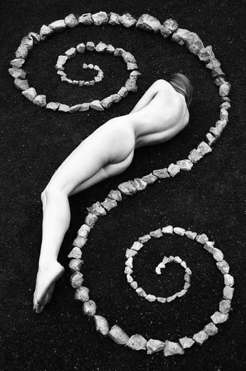 Blind Artist Creates Cool GIFs