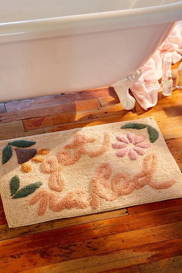 novvvas urban outfitters bath mat