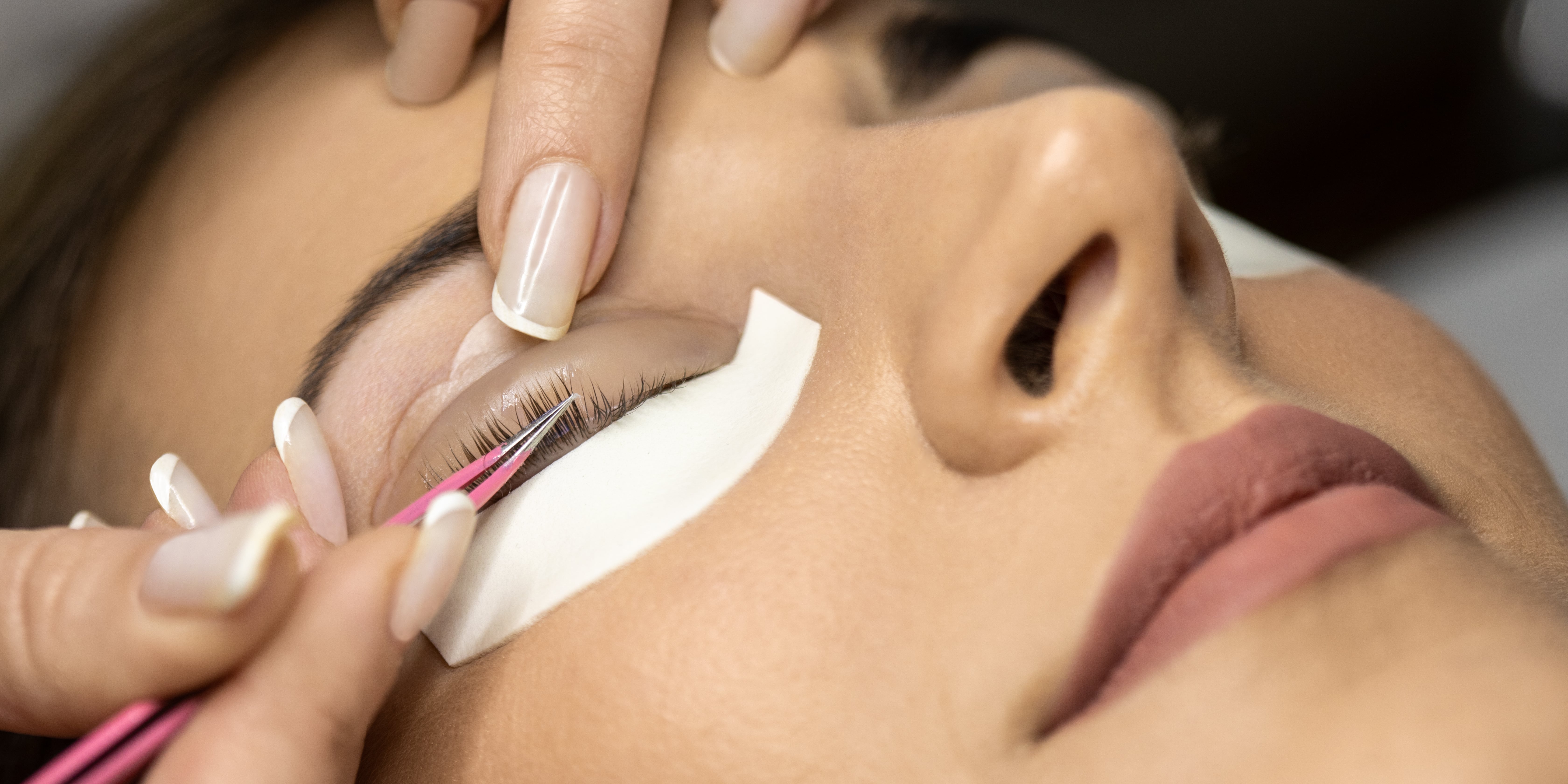 Eyelash Extensions and Eyelash Lifts — Should You Get Them For