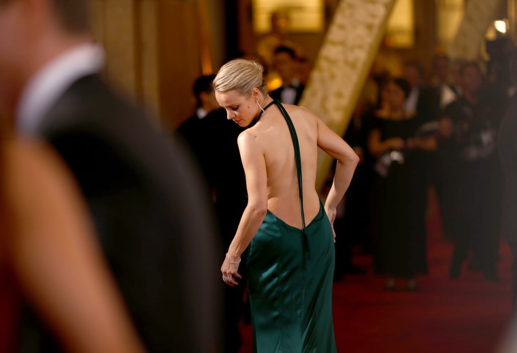 Rachel McAdams Checking the Back of Her Dress