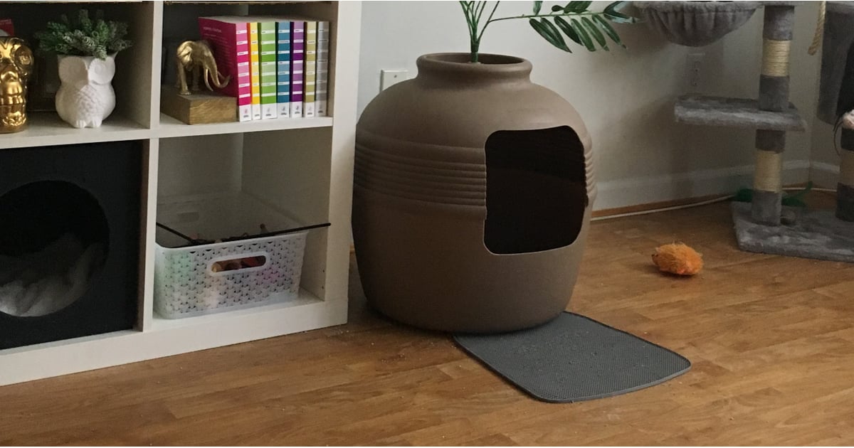 Litter box top for narrow spaces
