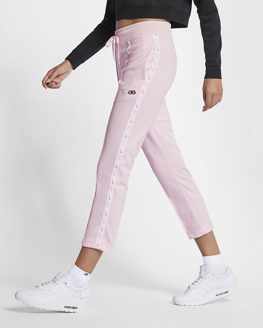 Nike Sportswear Women's Pants, Hailey Baldwin's Puppy Is Damn Cute, but  Her Pink Sweats Stole My Heart
