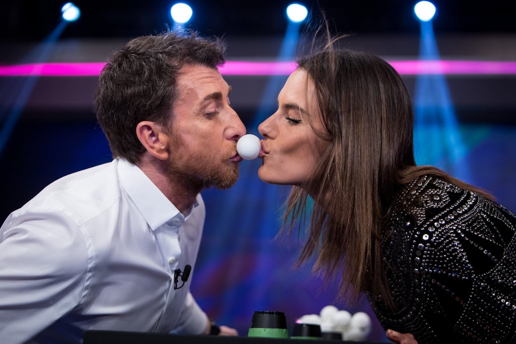 Alessandra Ambrosio on El Hormiguero April 2016