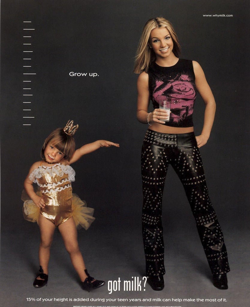 在第二个“有牛奶吗?”广告中，布兰妮·斯皮尔斯和童年的自己一起拍照。