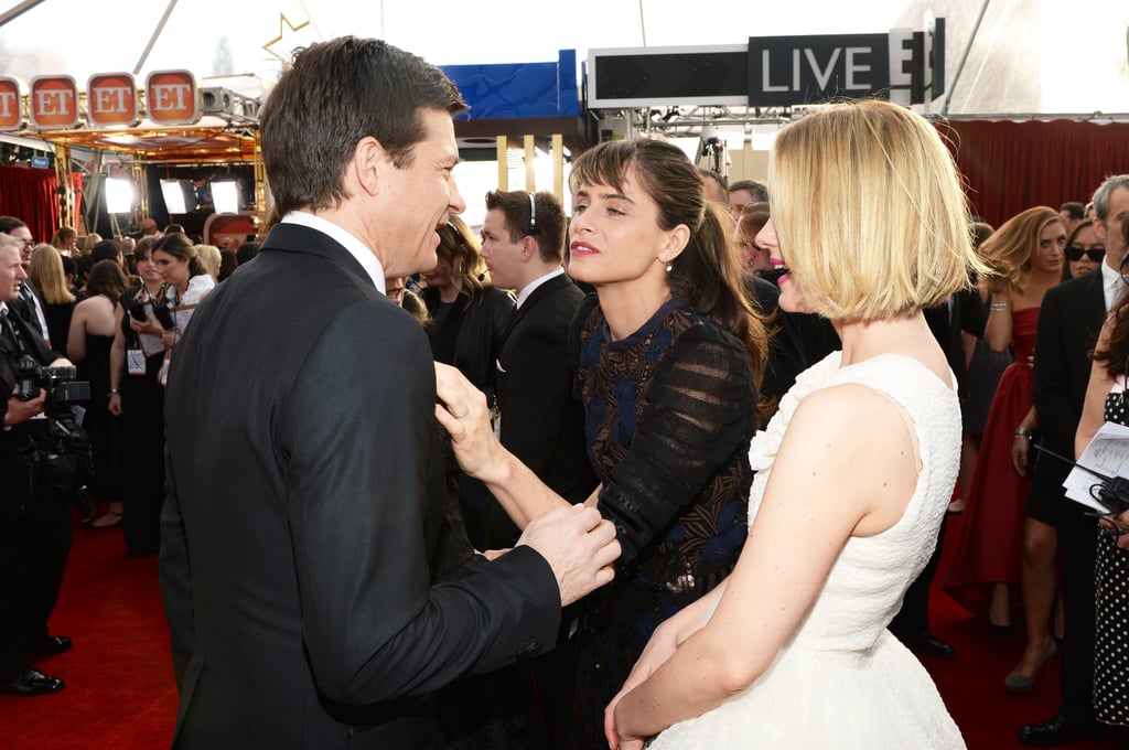 Jason Bateman and Amanda Peet circled up with Sarah Paulson.