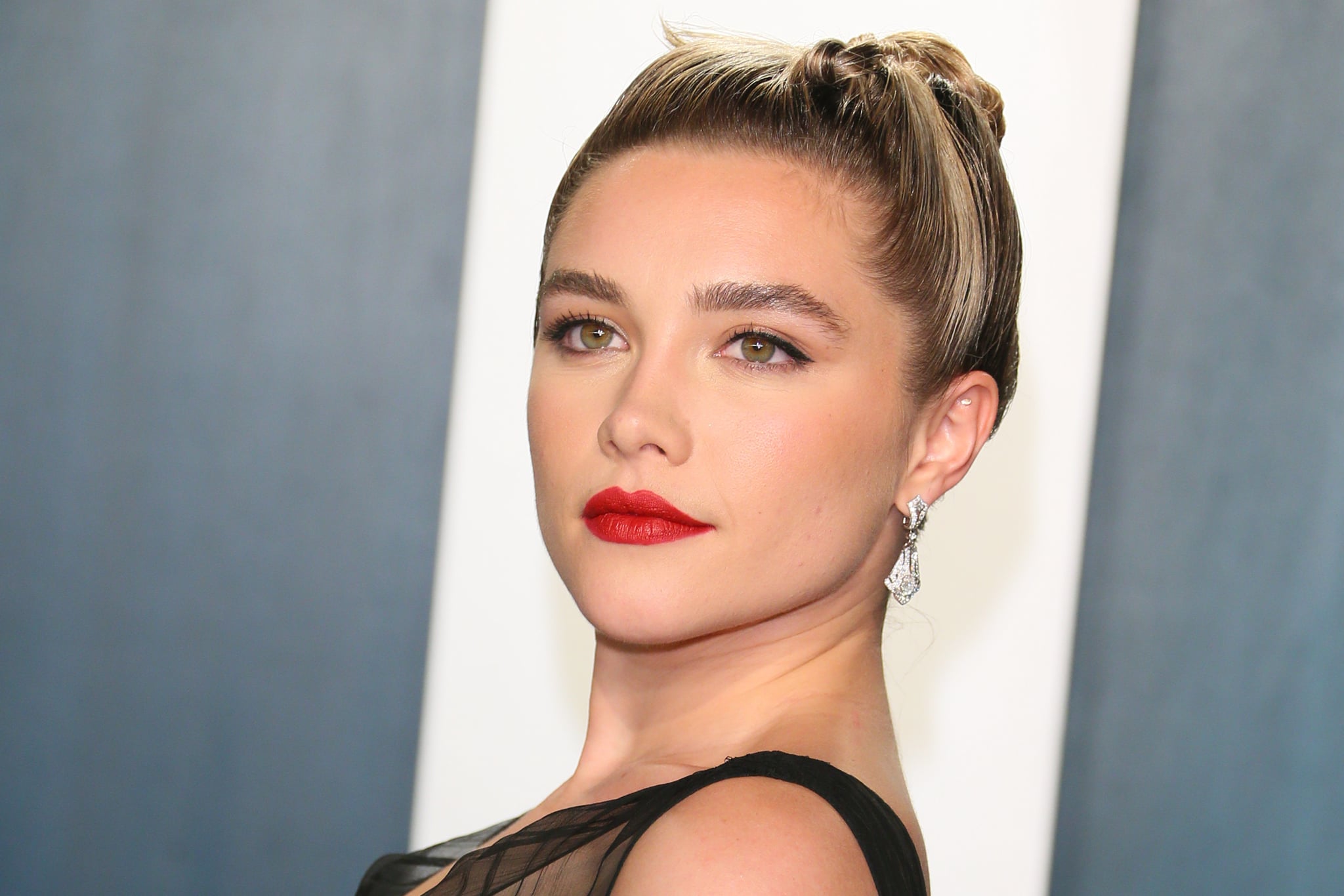 British actress Florence Pugh attends the 2020 Vanity Fair Oscar Party following the 92nd Oscars at The Wallis Annenberg Center for the Performing Arts in Beverly Hills on February 9, 2020. (Photo by Jean-Baptiste Lacroix / AFP) (Photo by JEAN-BAPTISTE LACROIX/AFP via Getty Images)