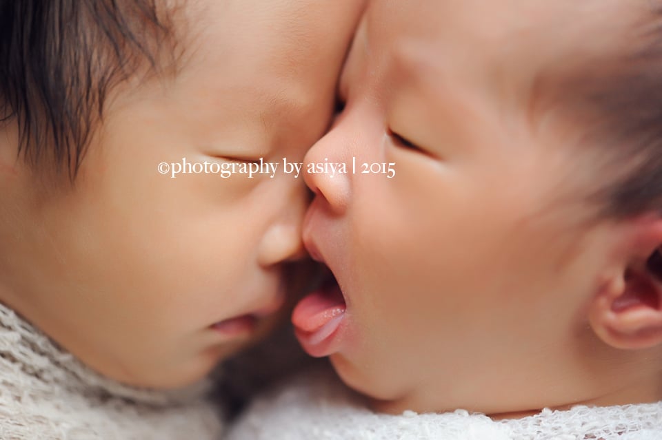 Newborn Twin Photo Ideas