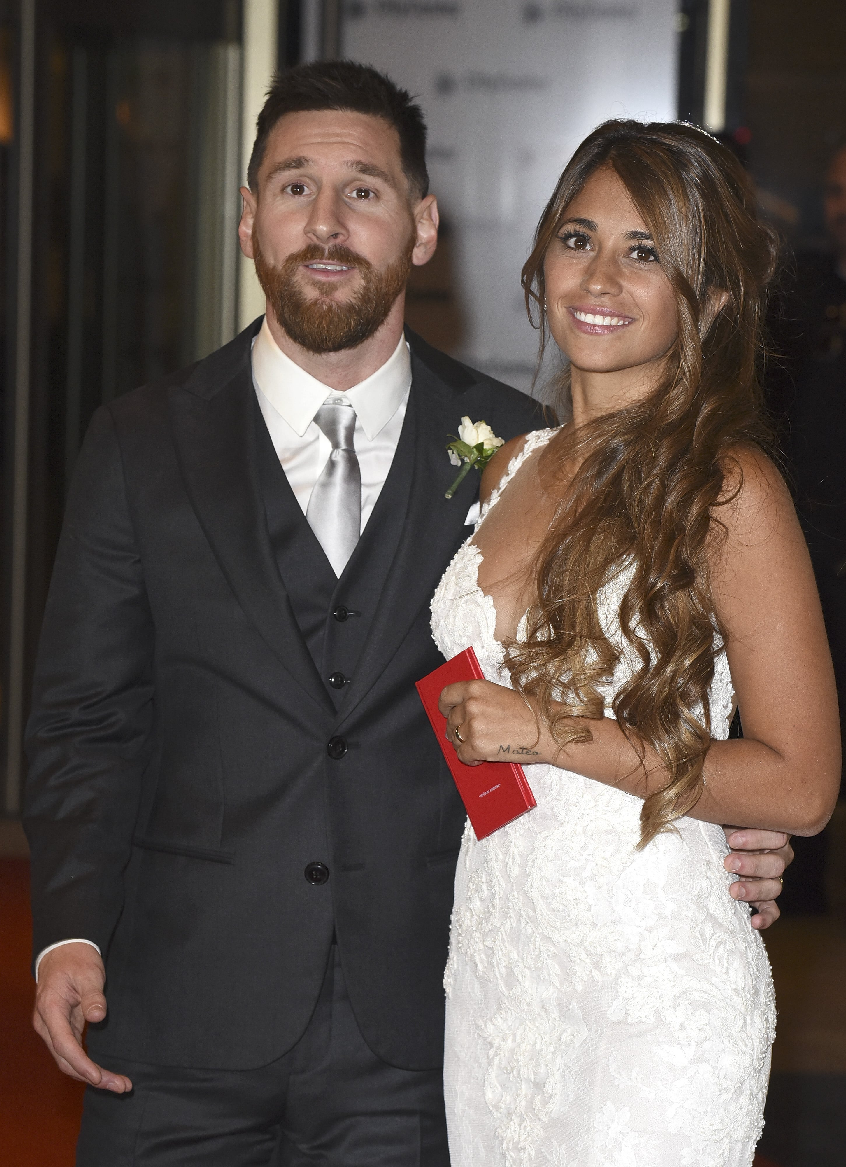 Lionel Messi And Antonella Roccuzzo Wedding Photos Weddingsavor