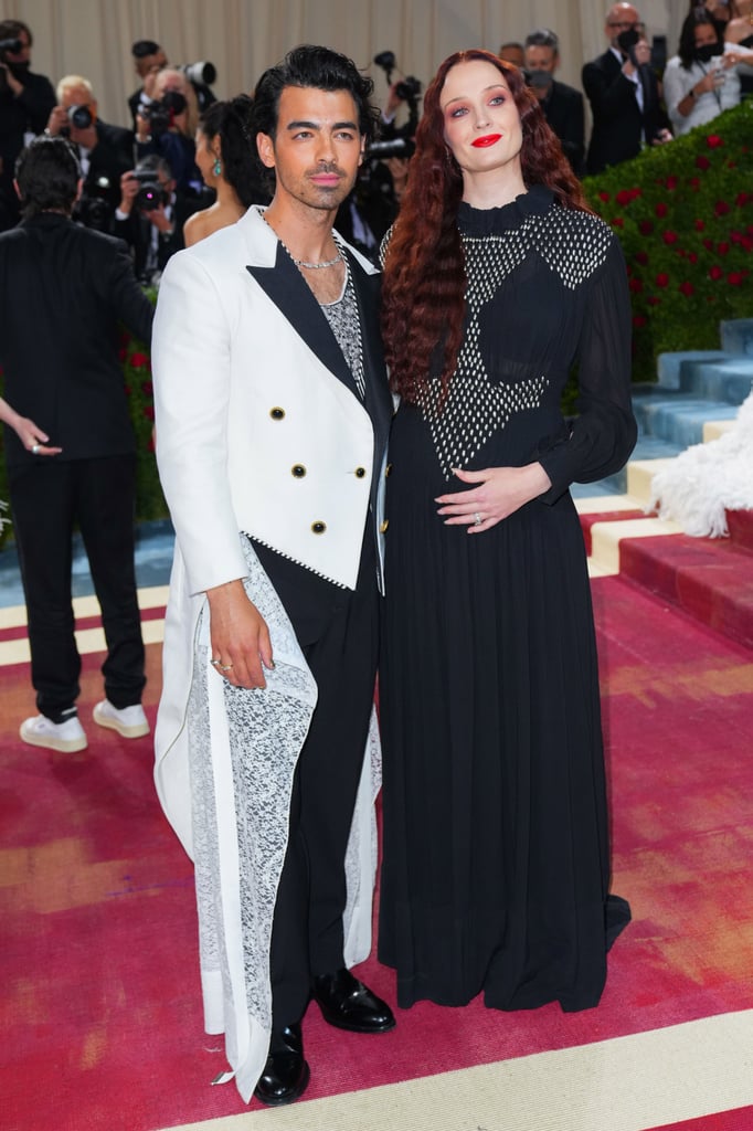Sophie Turner and Joe Jonas Cute Pictures