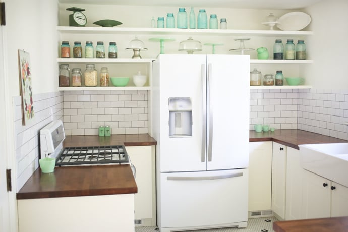 An open setting, plenty of storage, and perfectly matching decorative decor pieces tie together this home's new kitchen!

Related Links:
Our Favorite Pins of the Week: Dream Closets
6 Ways to Make Your Small Bathroom Feel Larger
9 Awesome Work Spaces For Kids Who Are Destined For Greatness