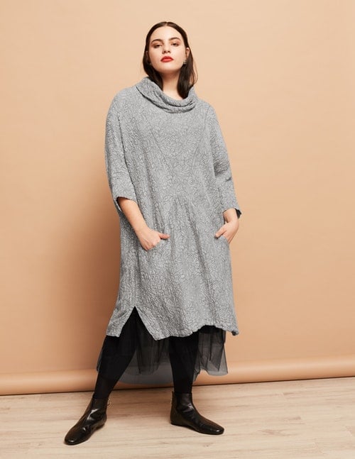 Grizas Floral Texture Silk-Blend Tunic