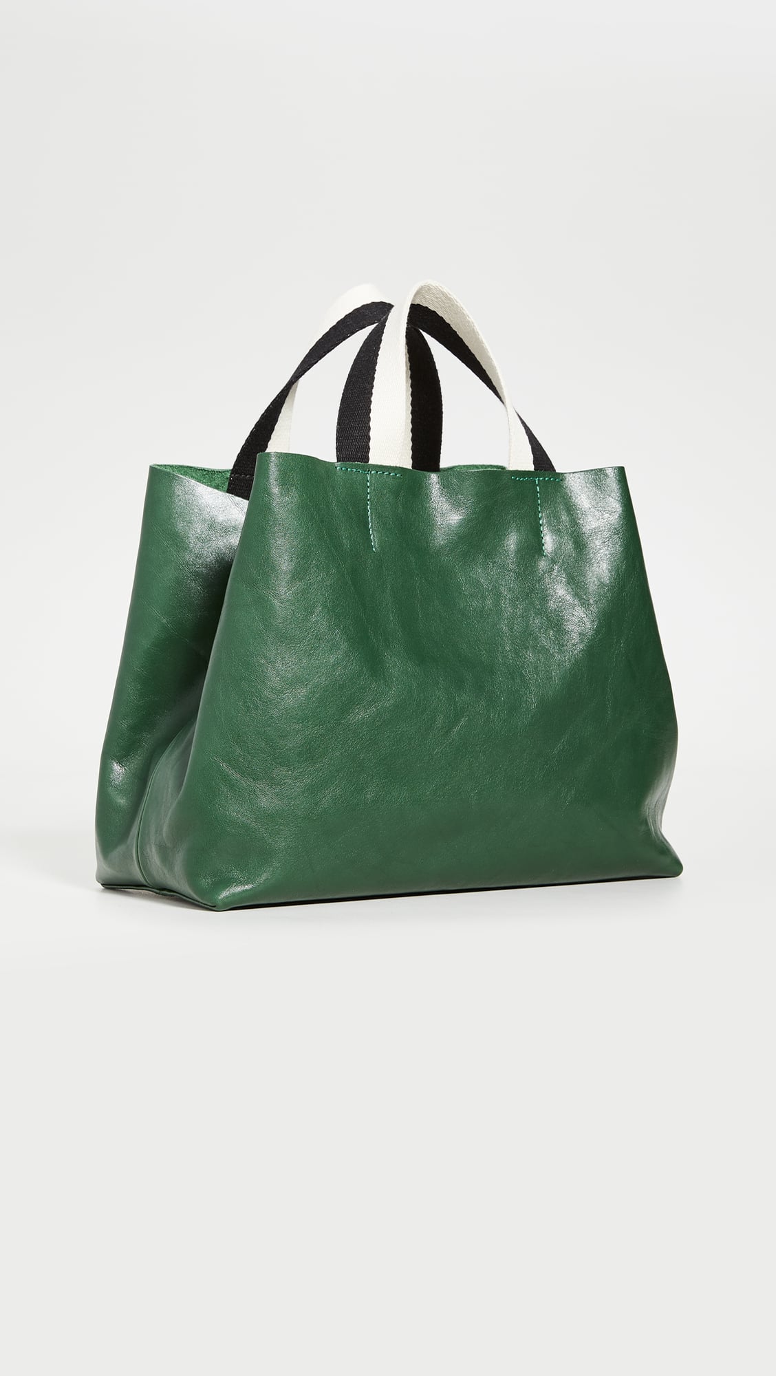 Bateau Tote Clare V 2024 favors