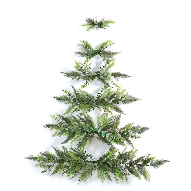 wall mounted christmas tree