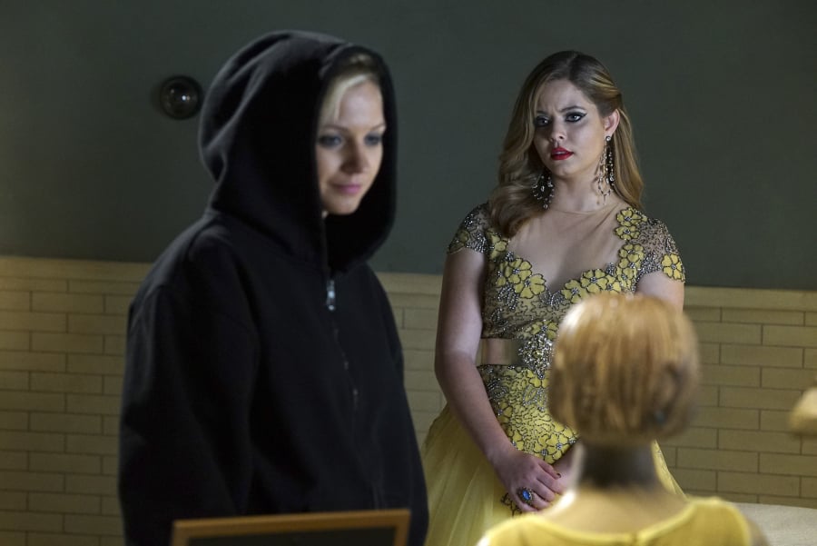 Pretty Little Liars Season 6 Summer Finale Pictures