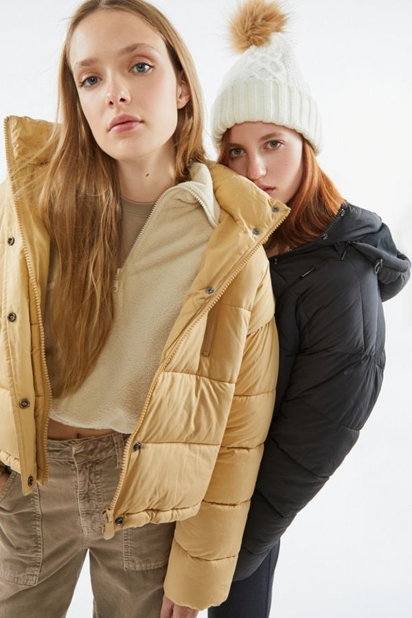 UO Mae Hooded Puffer Jacket