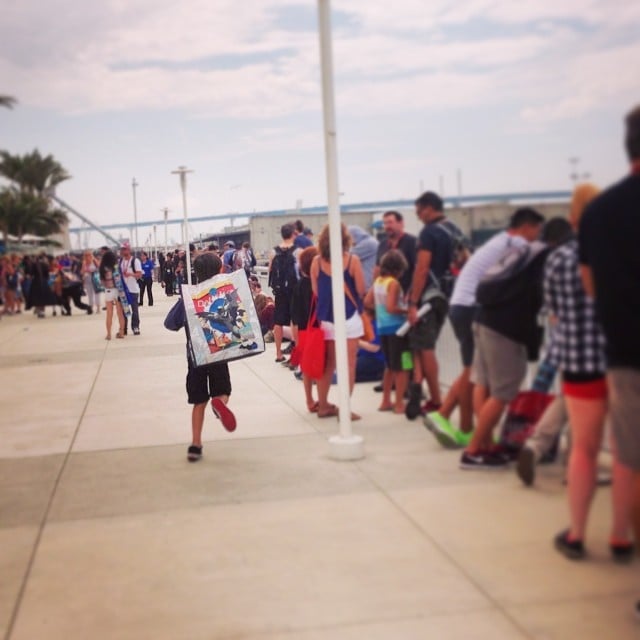 RUNNN!! The lines of Comic-Con have officially begun. The #AdventureTime panel crowds wrap all the way to the harbor.