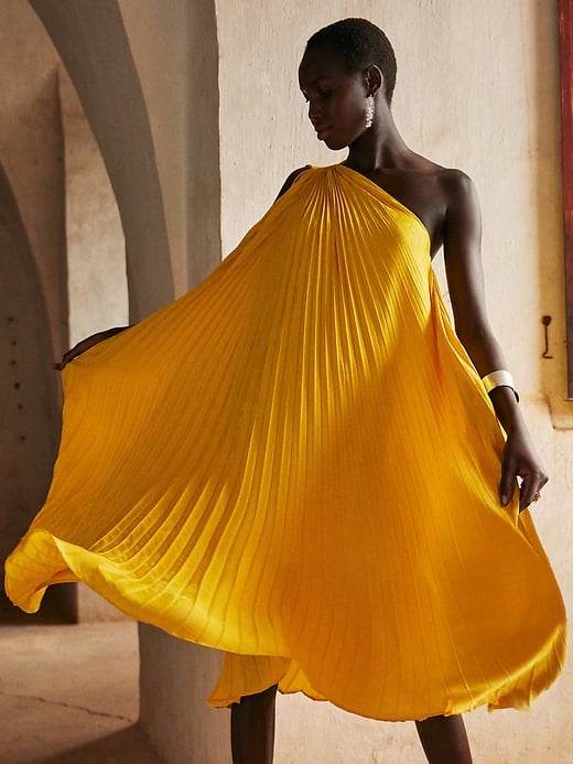 Sustainable Fashion for Spring and Summer by Banana Republic