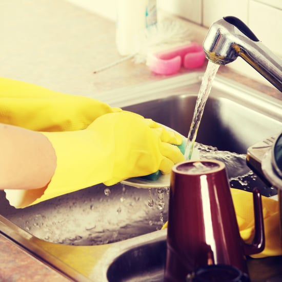 How to Clean Your Kitchen Fast