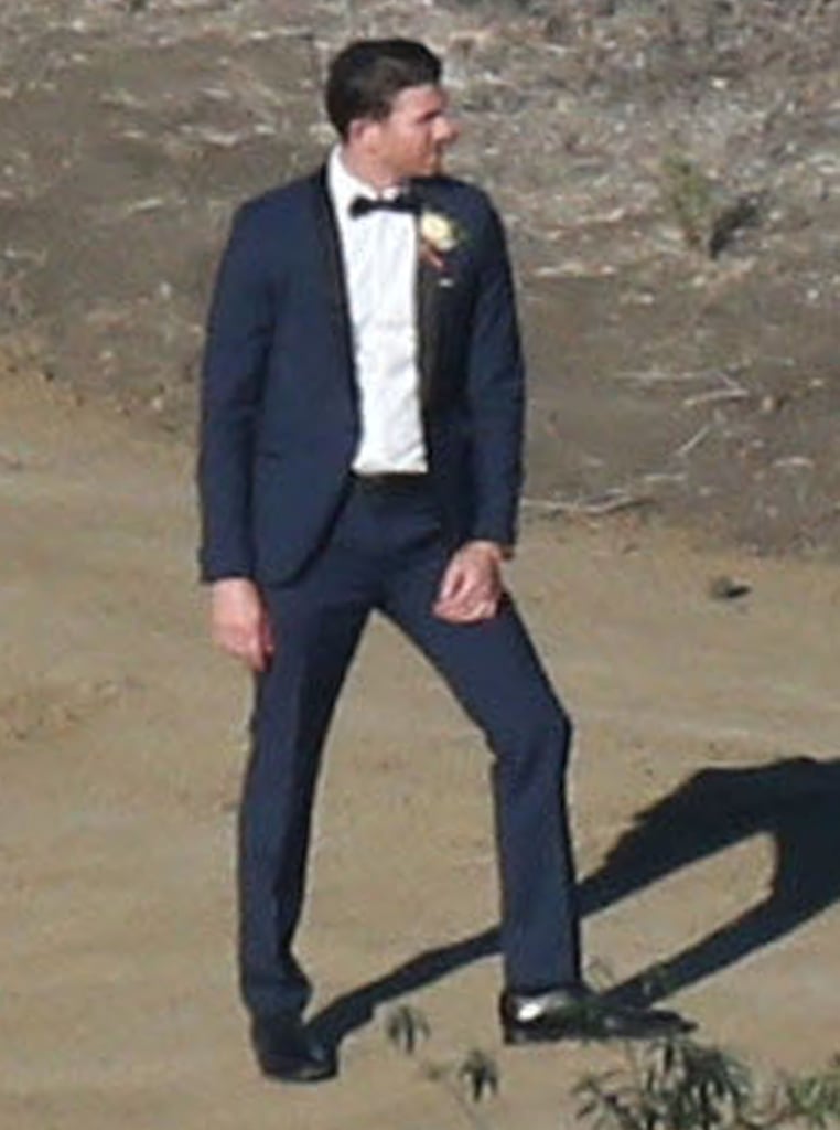 Navy blue for the groom!
