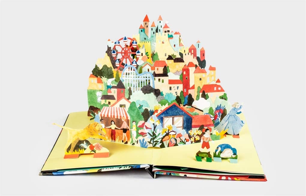 For Ages 6-9: Fairy Tale Play: A Pop-Up Storytelling Book